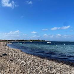 Strand vor dem Haus