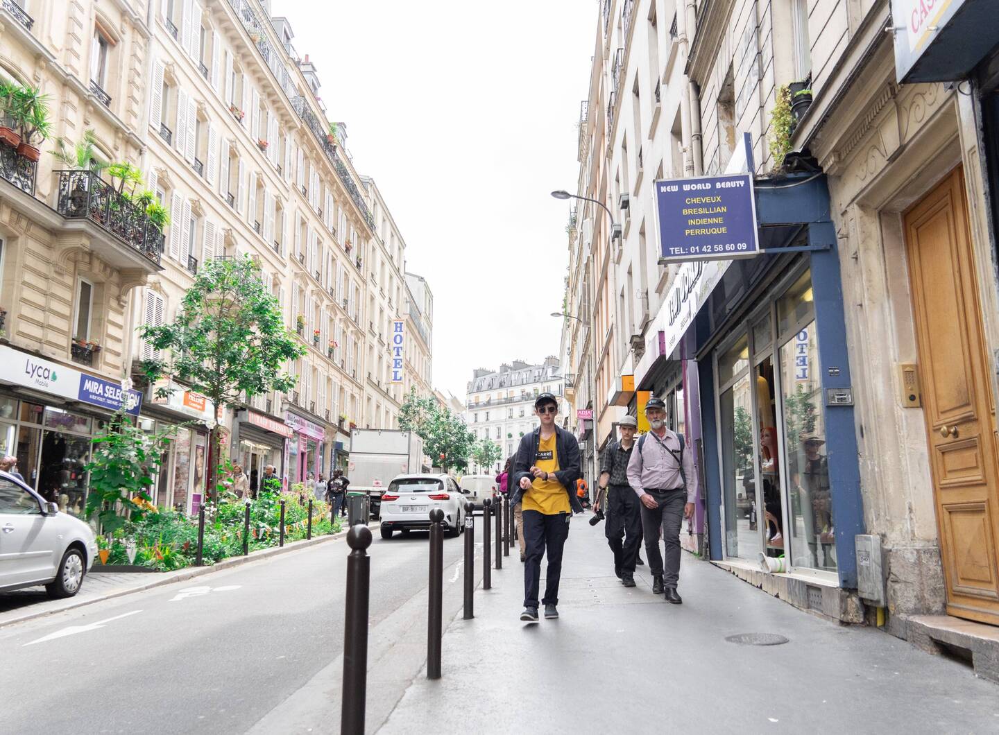Walking the streets of Montmartre