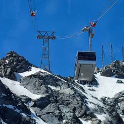 Da hinauf auf 3.300 Meter geht es