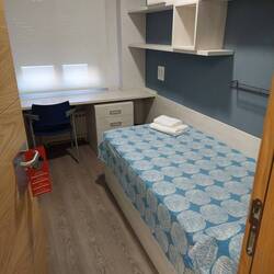 Meine heutige Unterkunft: Das Studentenheim in Pamplona, das in den Ferienzeiten als Hotel dient.