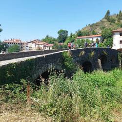 Brücke über den Fluss Ultzama.