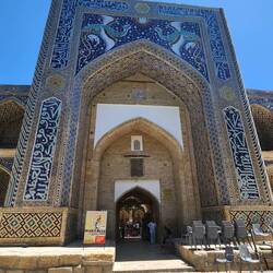 One of many many madresses in the registan
