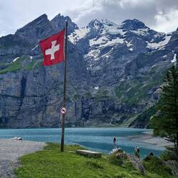 Der Oeschinensee