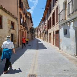 Straße ins Zentrum von Estella.