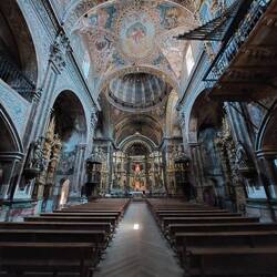 Iglesia de Santa Maria de Los Arcos.