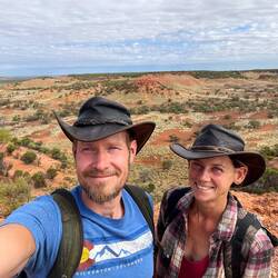 Wir gehen noch die 3.5km Wanderung auf dem Gelände