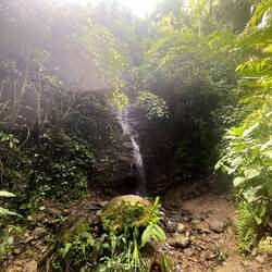 "Wanderung" zum Wasserfall