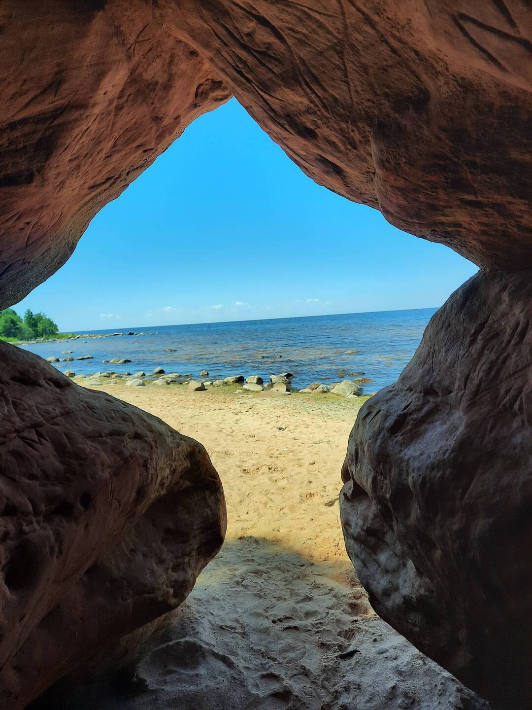 Höhlenausblick am Hinterausgang, diese war erwachsenentauglich 😉