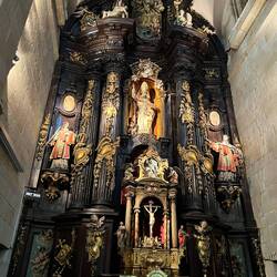 Stunning rococo altar in the San Nicolas church.
