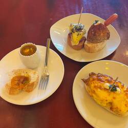 A sample of pinchos