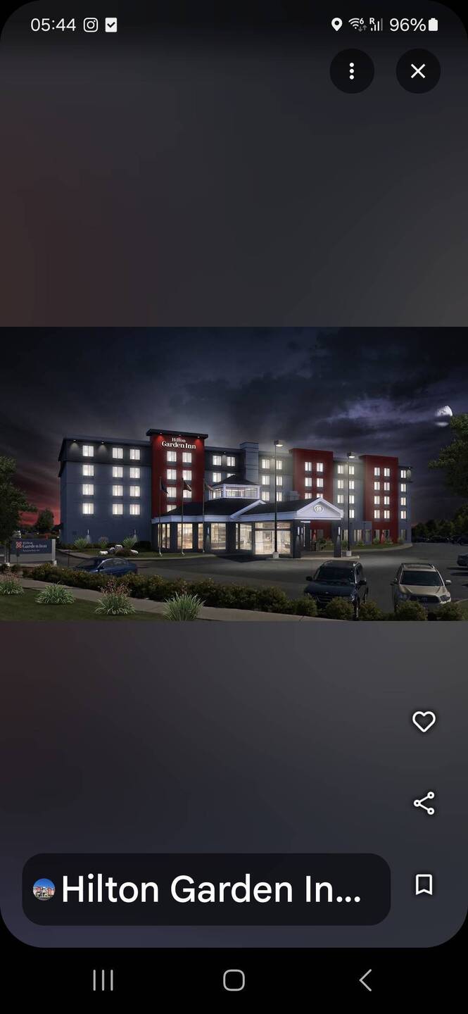 na ee zeer lange reis, om 2 uur nederlandse tijd een hotel gevonden. eerst wat slapen