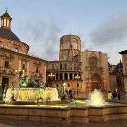 Evening in one of the main plazas. The fountain of Neptune highlights the importance of water.