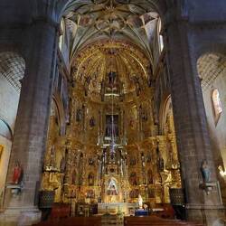 Altarbild der Kirche Asunćion de Maria.