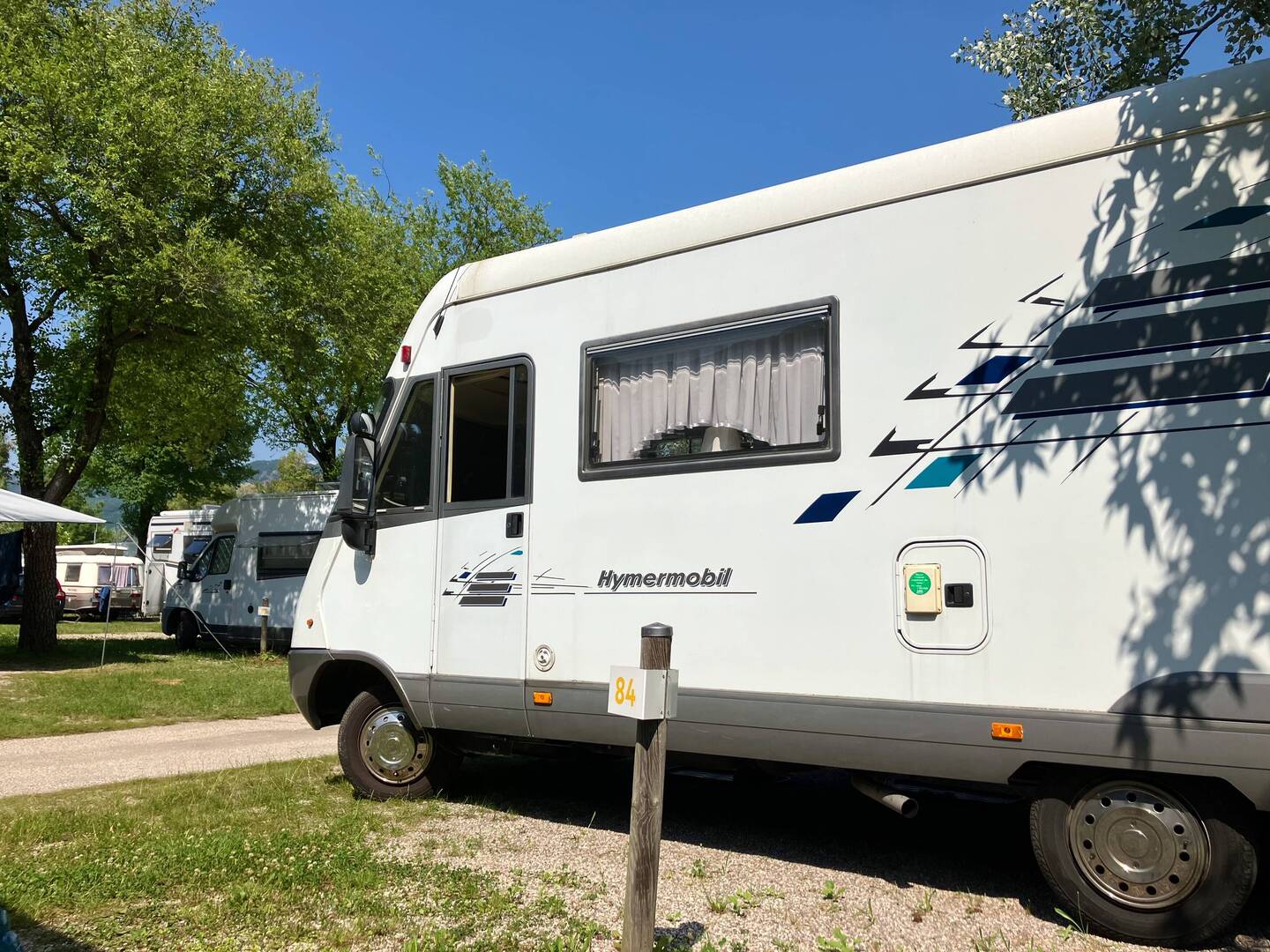 Neui Nachbere begrüesse