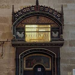 Die berühmten Hühner von Santo Domingo de la Calzada. Sie werden alle 14 Tage ausgewechselt.