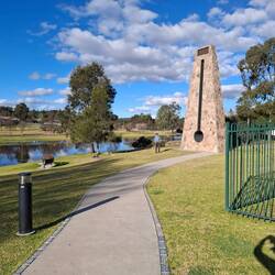 The Big Thermometer. Google maps 'it's in a park' 🤣