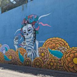 So much street art