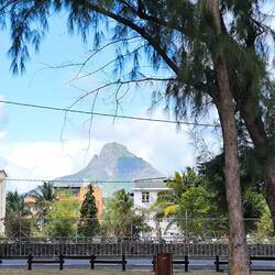 im Hinterland die Berge