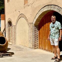 Calvin outside the Vera Deestenas Winery.