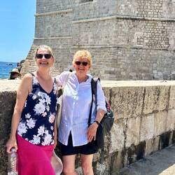 Helene & Pauline in the Old town