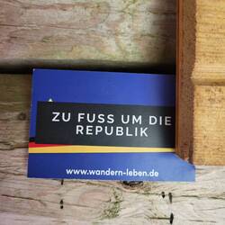 Ein Hinweis! Wanderfreunde waren schon vor mir hier.