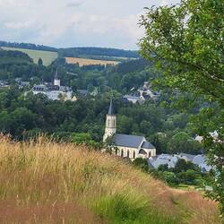 Der Anstieg von Neuhausen bei drohendem Gewitter ist anstrengend.😅