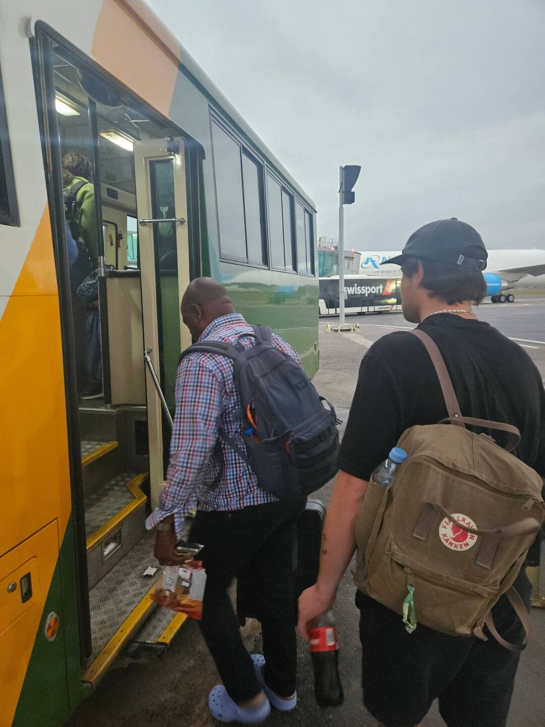 Nachem Drama endli zum Flugi kutschiere loh