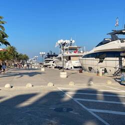 ....die Ärmsten unter Maltesischer Flagge