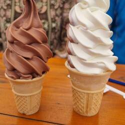 Eis No. 3