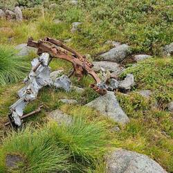 Ein Wrackteil des Flugzeuges