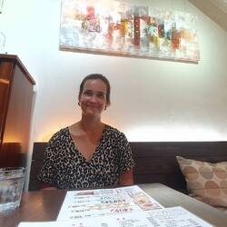 Besuch bei einem der komischerweise vielen internationalen Läden in Kugayama!