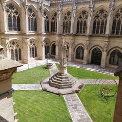 Blick in den Innenhof der Kathedrale.