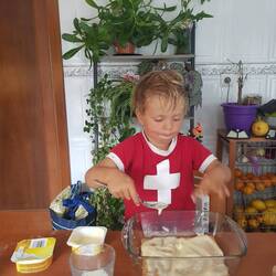 Makajo hilft Geburichueche mache