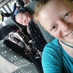 Der nächste Tag ( Bus gefunden und erstmal Handys aufladen)