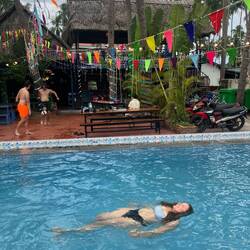 De gits haut a schwumm im Chlorpool