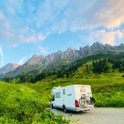 Morgens am Fuße des Hochkönigs 🚐⛰️👑☀️