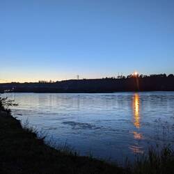 Schlafplatz neben einem Gasunternehmen