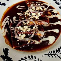 Enchiladas de Mole