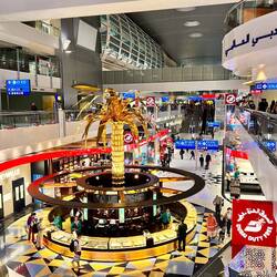 Vom Flughafen Dubai gehts um 4Uhr morgens los in Richtung Bangkok