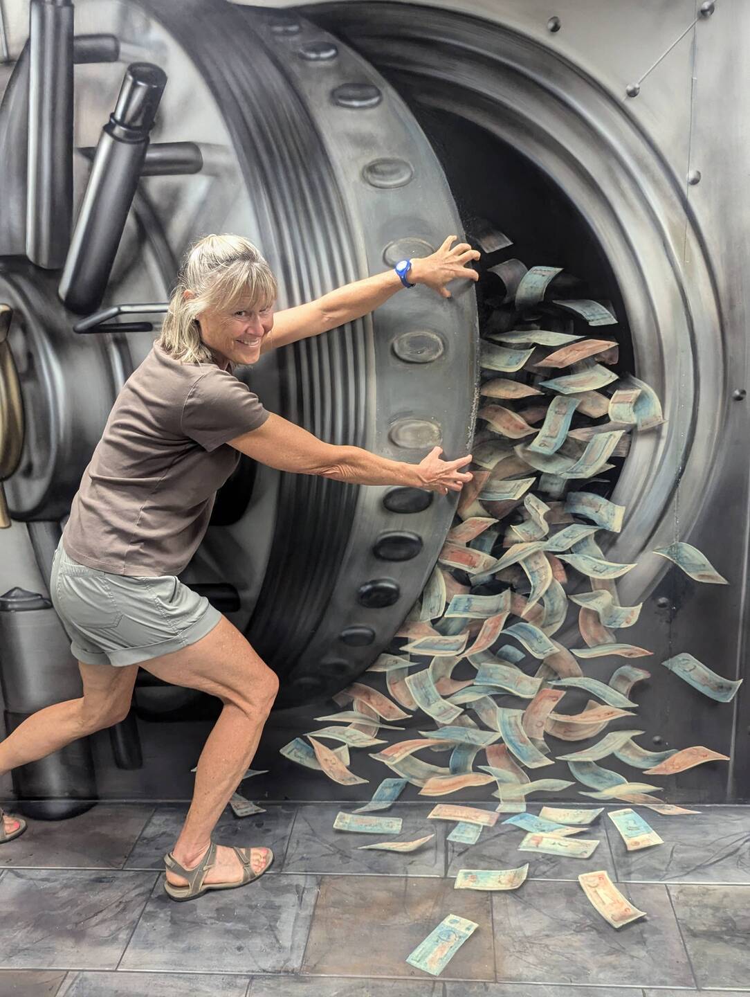 How to finance 3 months in Europe