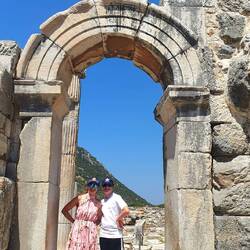 ...von dort aus zum antiken Ephesus. Einst von einer Gerölllawine verschüttet & deshalb gut erhalten