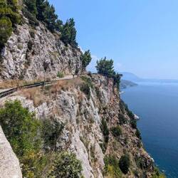 Riding cliffs