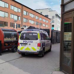 3 Poliisi mit dem Kontrabass 😂