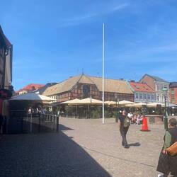 Marktplatz vor der Altstadt.