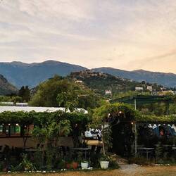 Blick vom Eingang unseres Stellplatzes