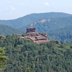 Der Drachenfelsen, nach etwa 3 km das erste Highlight
