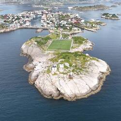 Henningsvær