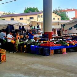 Markthalle unterwegs