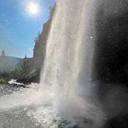 Behind the fall - I got soaked!