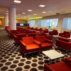 The decor of the Qantas First Lounge is remarkably consistent with its counterparts in SYD and SIN.